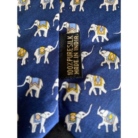 Linco Blue Elephant Print 100% Silk Neck Tie - Picture 3 of 5